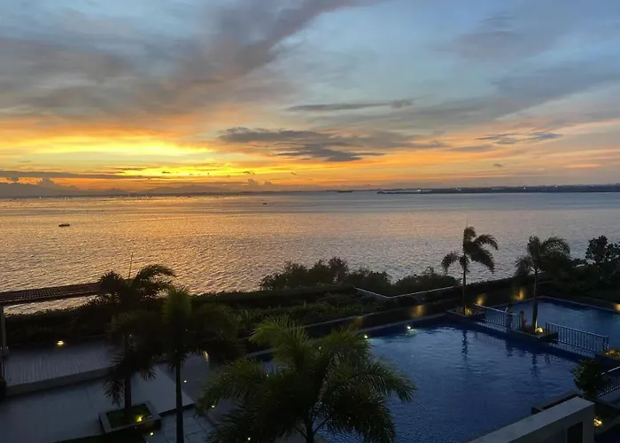 Apartment 120 Sqm Modern 3 Bedrooms Highrise Facing Bay Sunset, Near Airports, Okada Casino, Solaire Casino, Moa With Free Parking Manila
