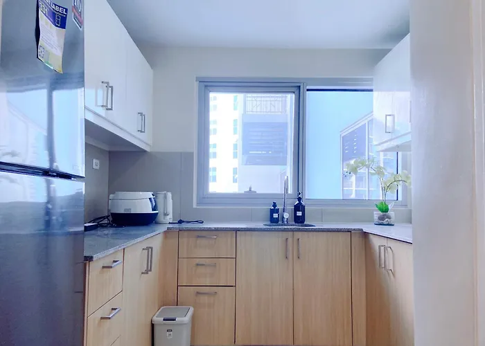 公寓 120 Sqm Modern 3 Bedrooms Highrise Facing Bay Sunset, Near Airports, Okada Casino, Solaire Casino, Moa With Free Parking 马尼拉