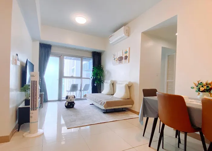 120 Sqm Modern 3 Bedrooms Highrise Facing Bay Sunset, Near Airports, Okada Casino, Solaire Casino, Moa With Free Parking Apartment Manila
